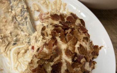 Bacon Pepper Dip Cheeseball