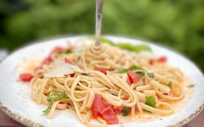 Basil Oil Linguine with Brie and Tomatoes
