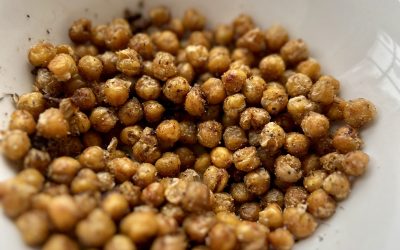 Spicy Harissa Roasted Chickpeas with Za’atar