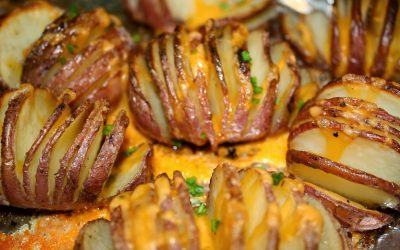 Garlic Roasted Hasselback Potatoes